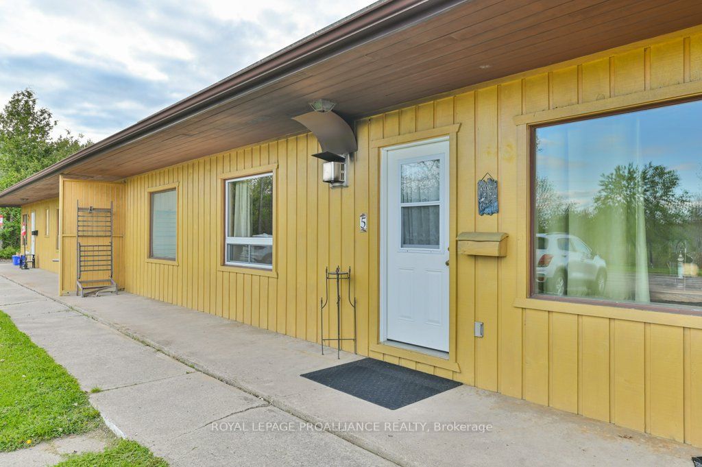 108575 Highway 7 Highway Property Photo 34