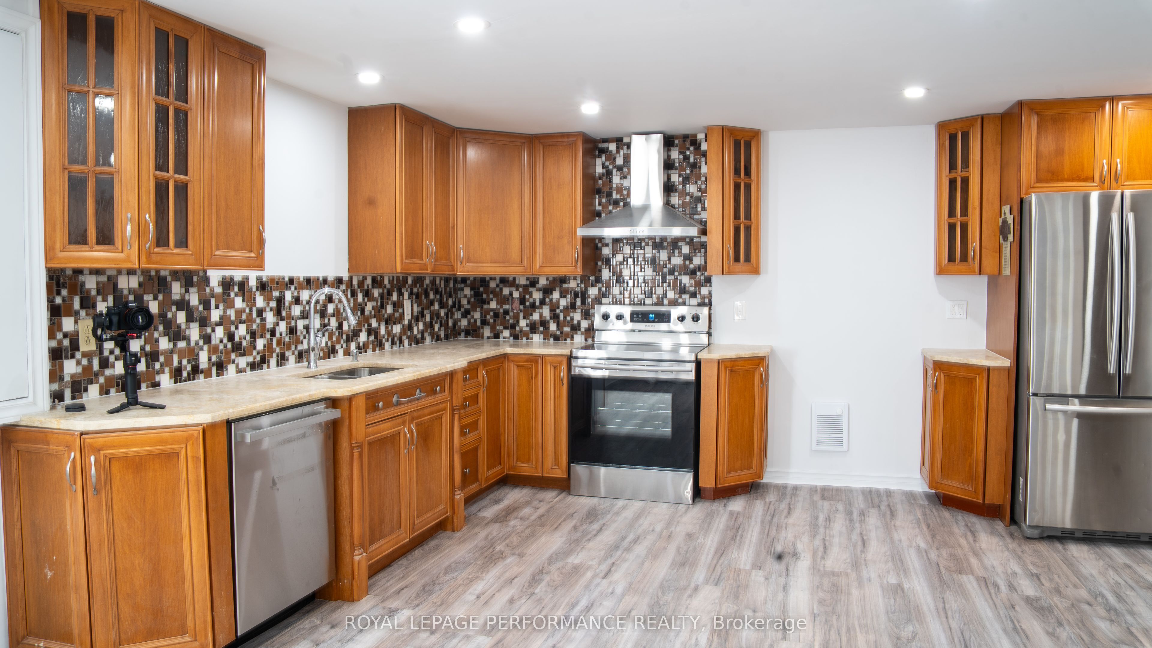 621 Edwards Street Property Photo 6