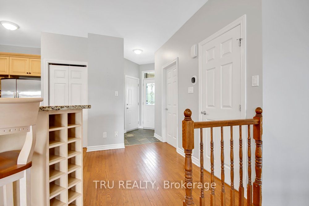 108 Villageview Private Property Photo 2