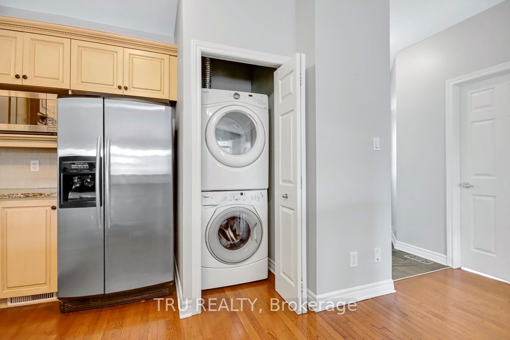 108 Villageview Private Property Photo 12