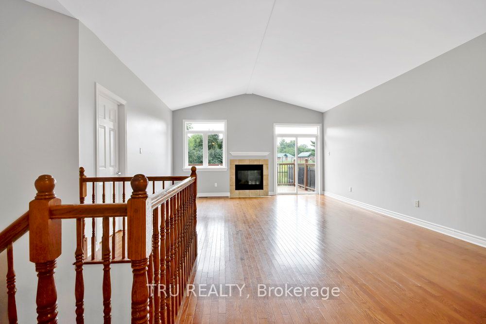 108 Villageview Private Property Photo 13