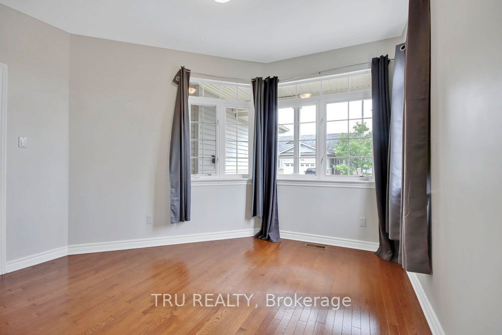 108 Villageview Private Property Photo 21