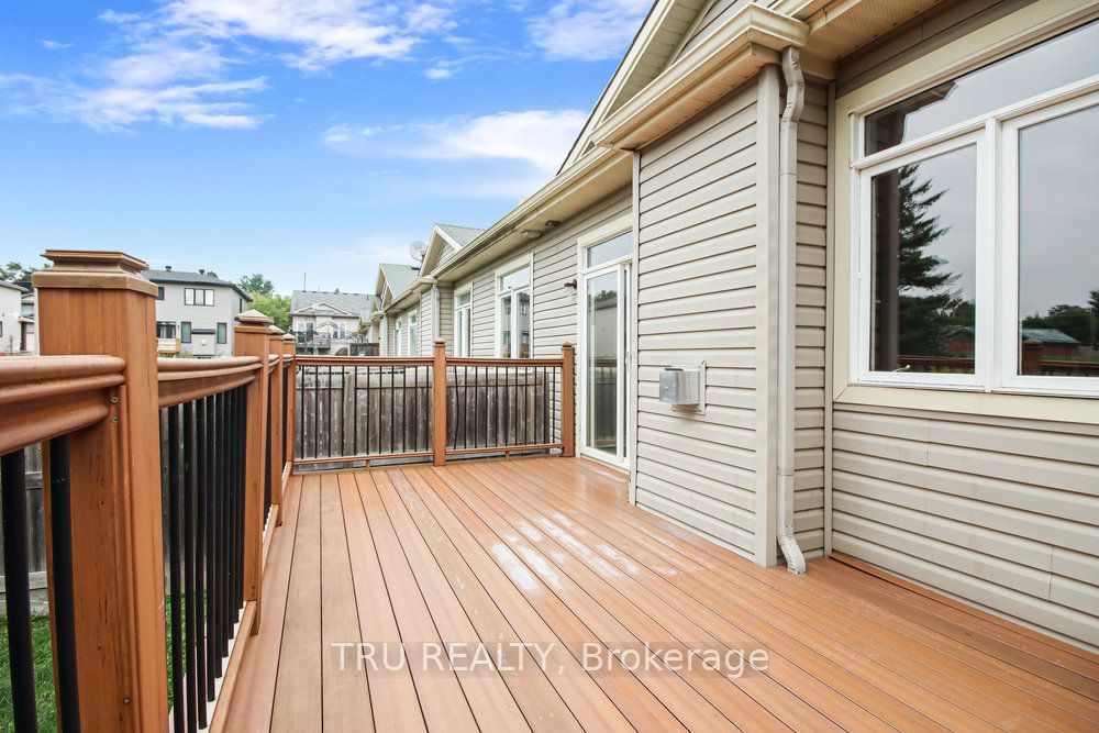 108 Villageview Private Property Photo 30