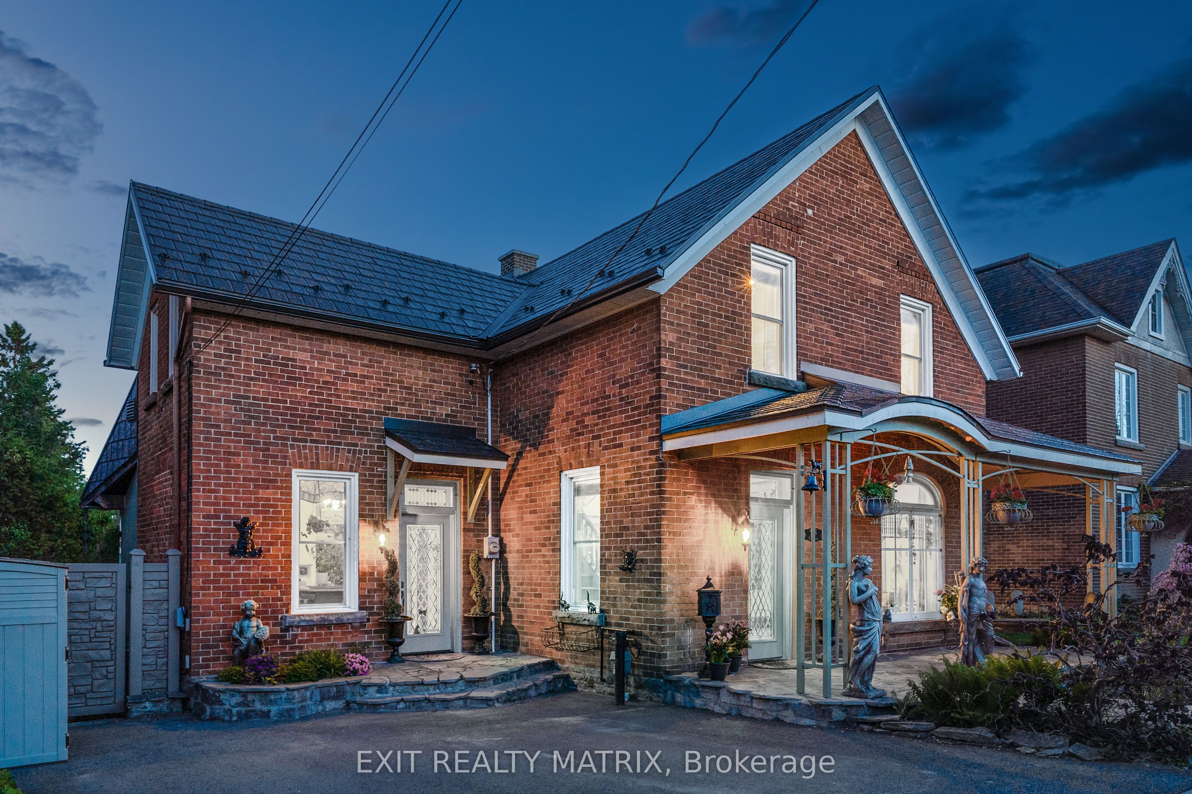 98 William Street Property Photo 1