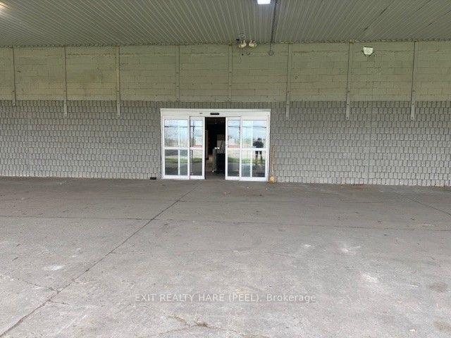 1780 Wharncliffe Road Property Photo 14