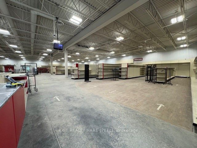 2954 Ontario Street Property Photo 4
