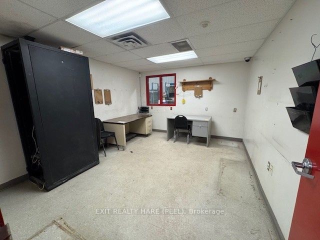 2954 Ontario Street Property Photo 8
