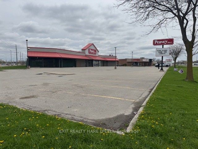 1780 Wharncliffe Road Property Photo 17