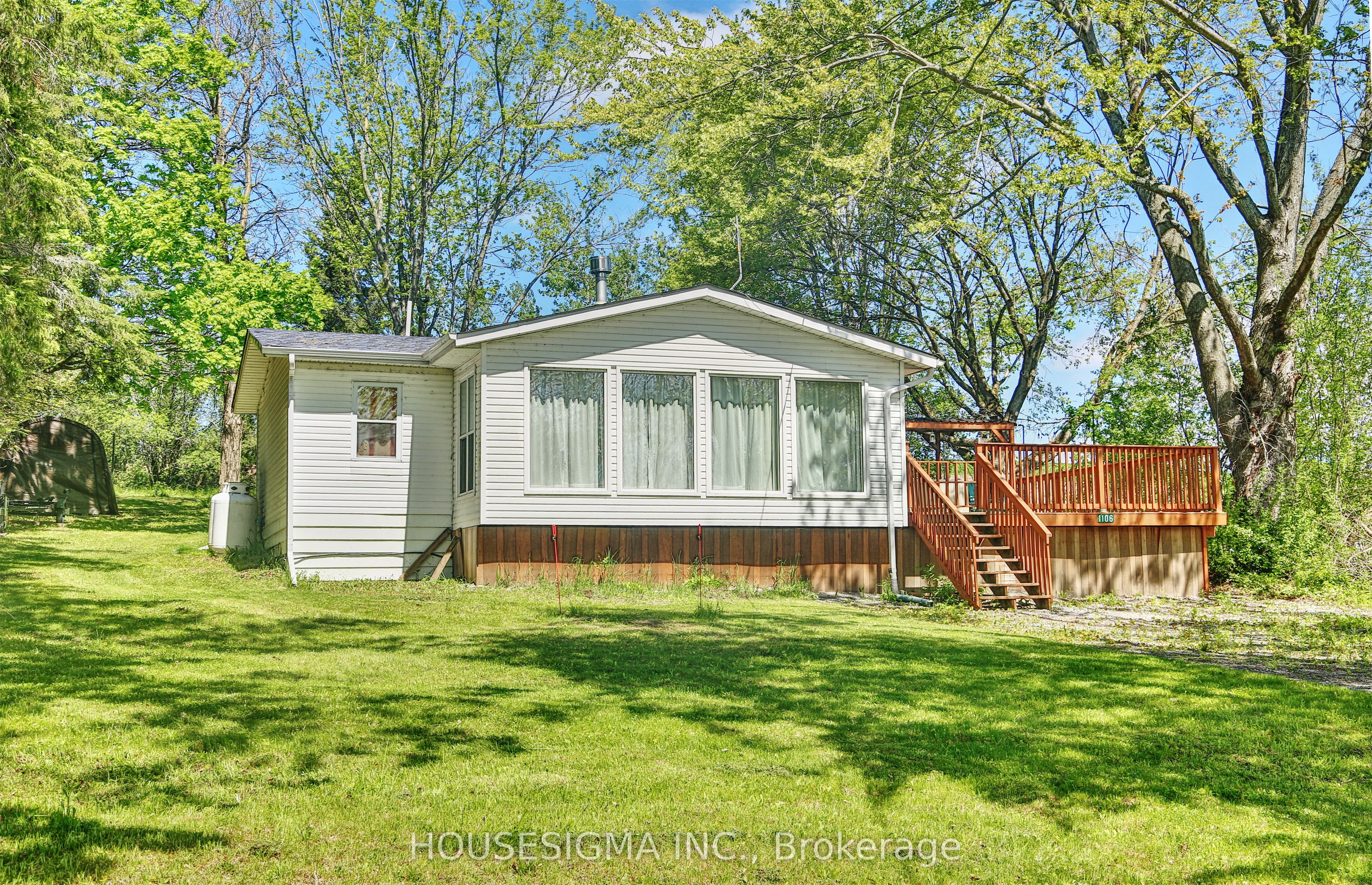 1106 Island View Drive Property Photo 1