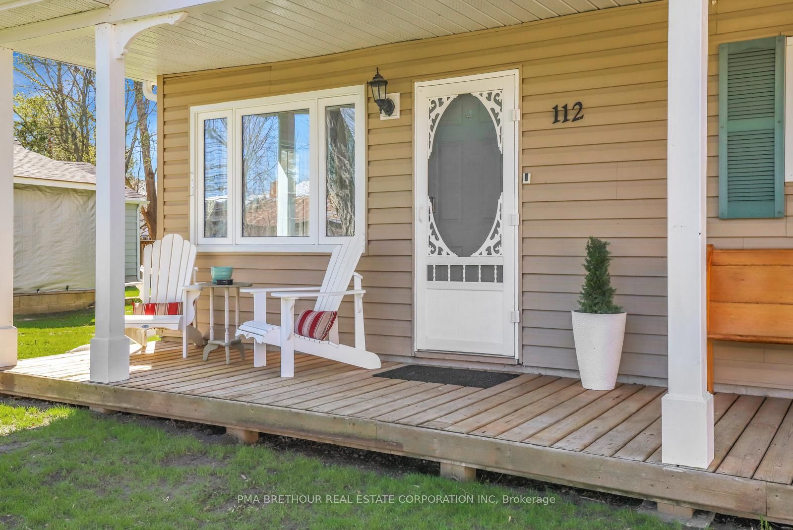 112 Drummond Street Property Photo 3