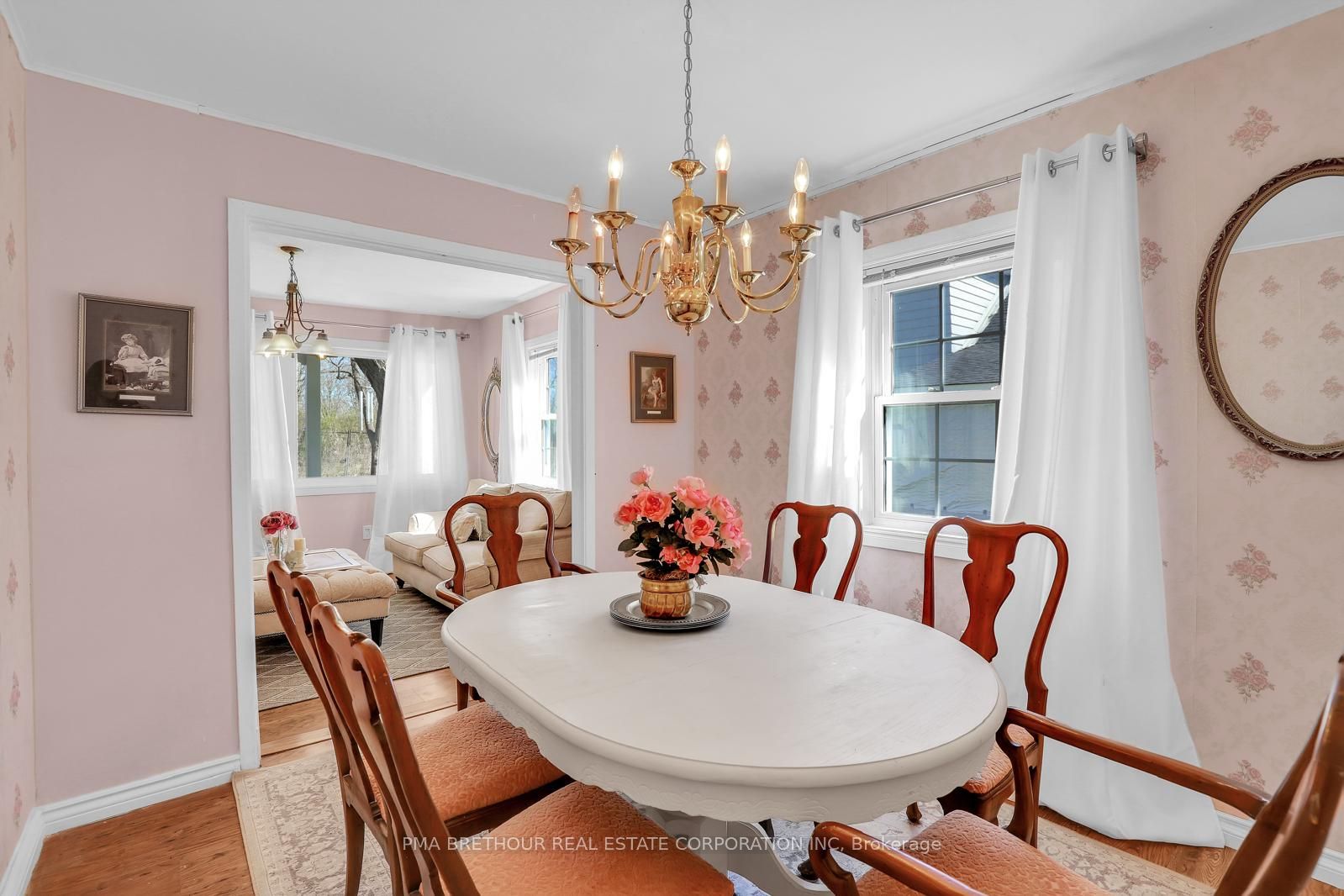 112 Drummond Street Property Photo 15