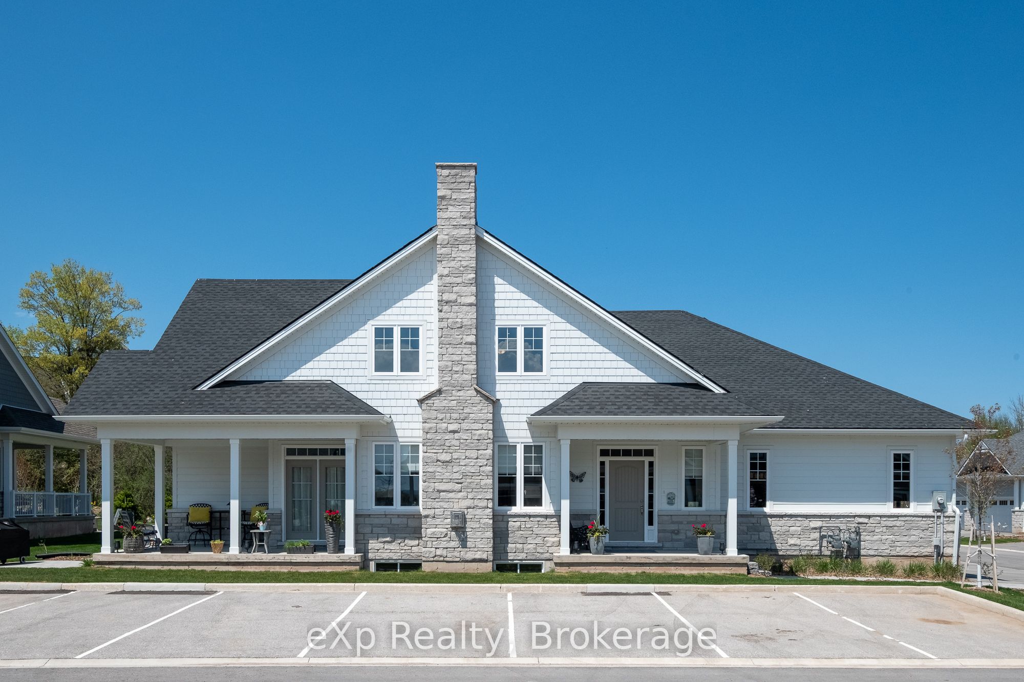 300 Sandpiper Lane Property Photo 1