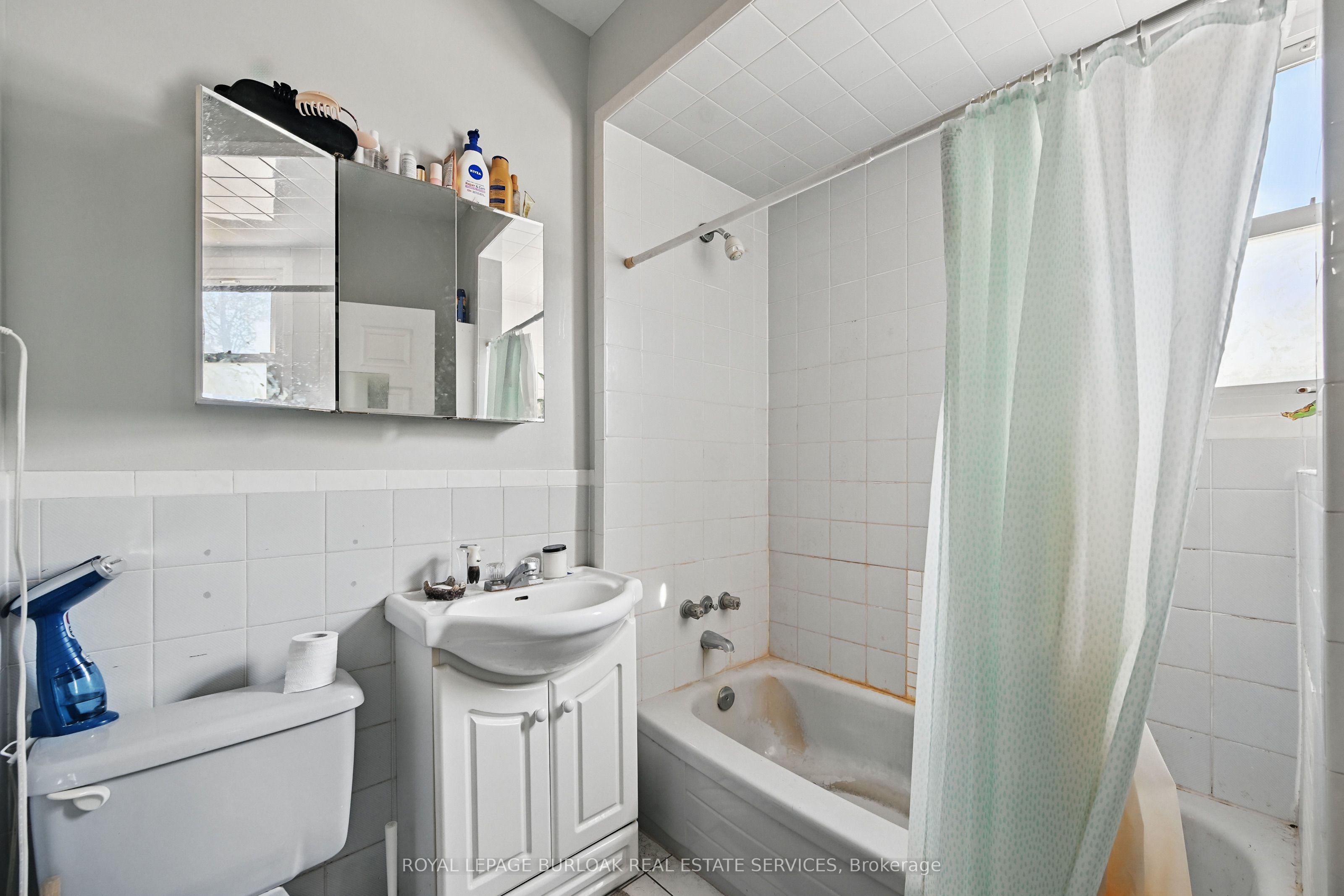 55 Barton Street Property Photo 37
