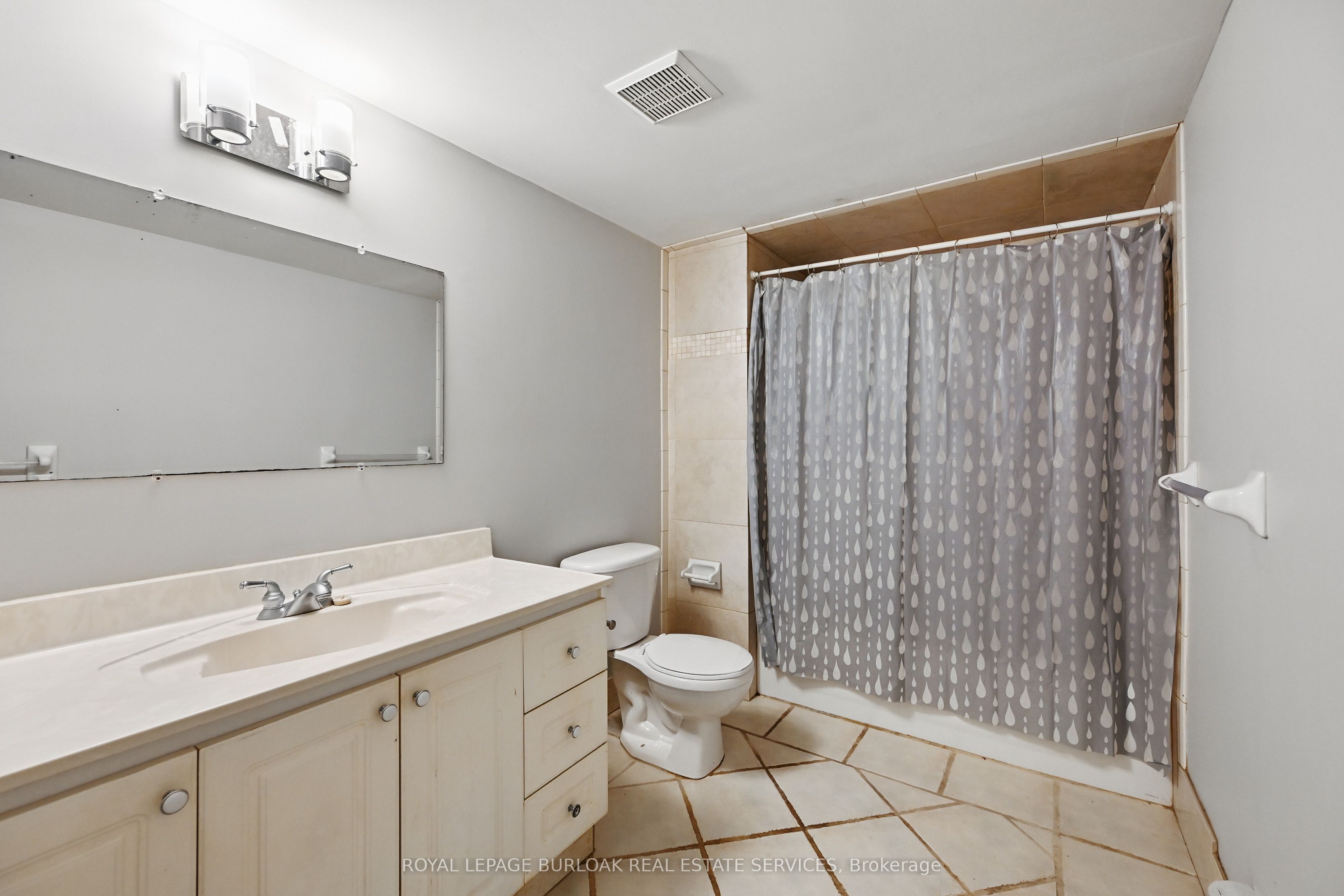55 Barton Street Property Photo 44