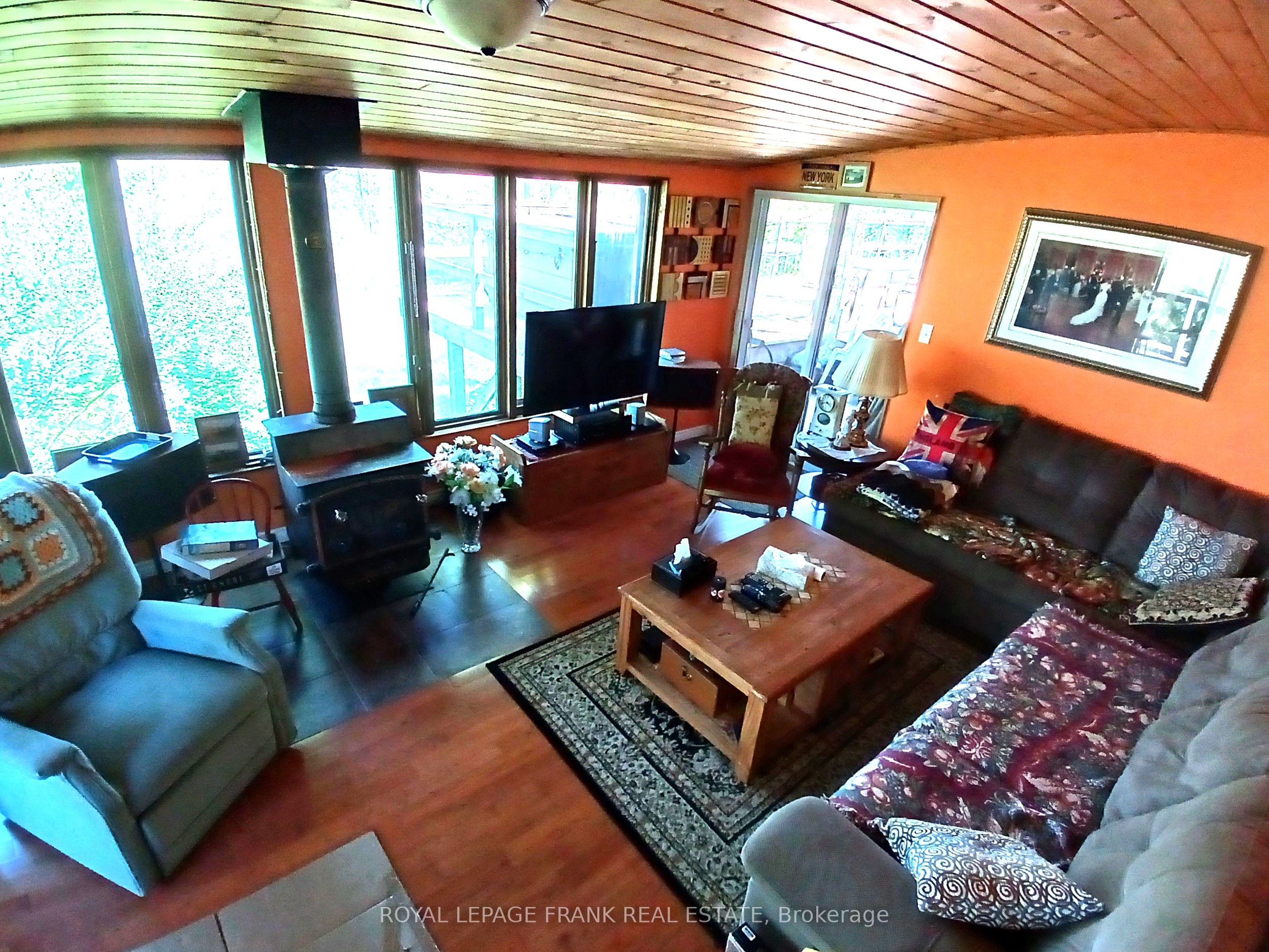 260 James St Property Photo 23