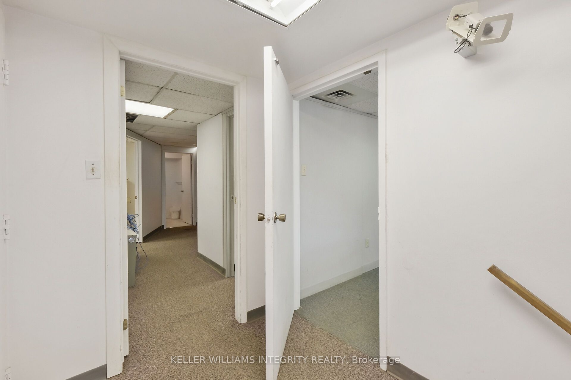 #17 - 2485 Lancaster Road Property Photo 12