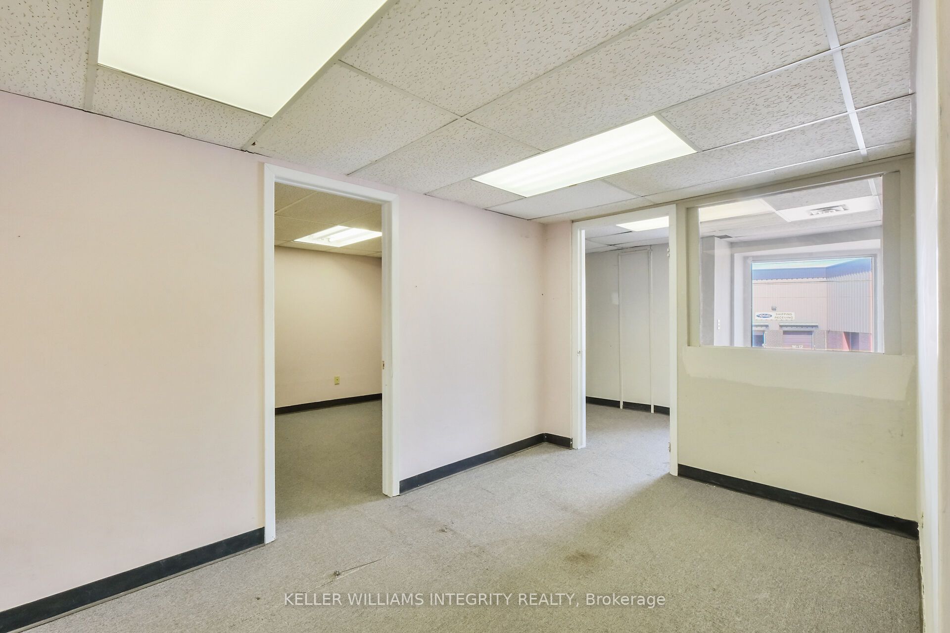 #17 - 2485 Lancaster Road Property Photo 13