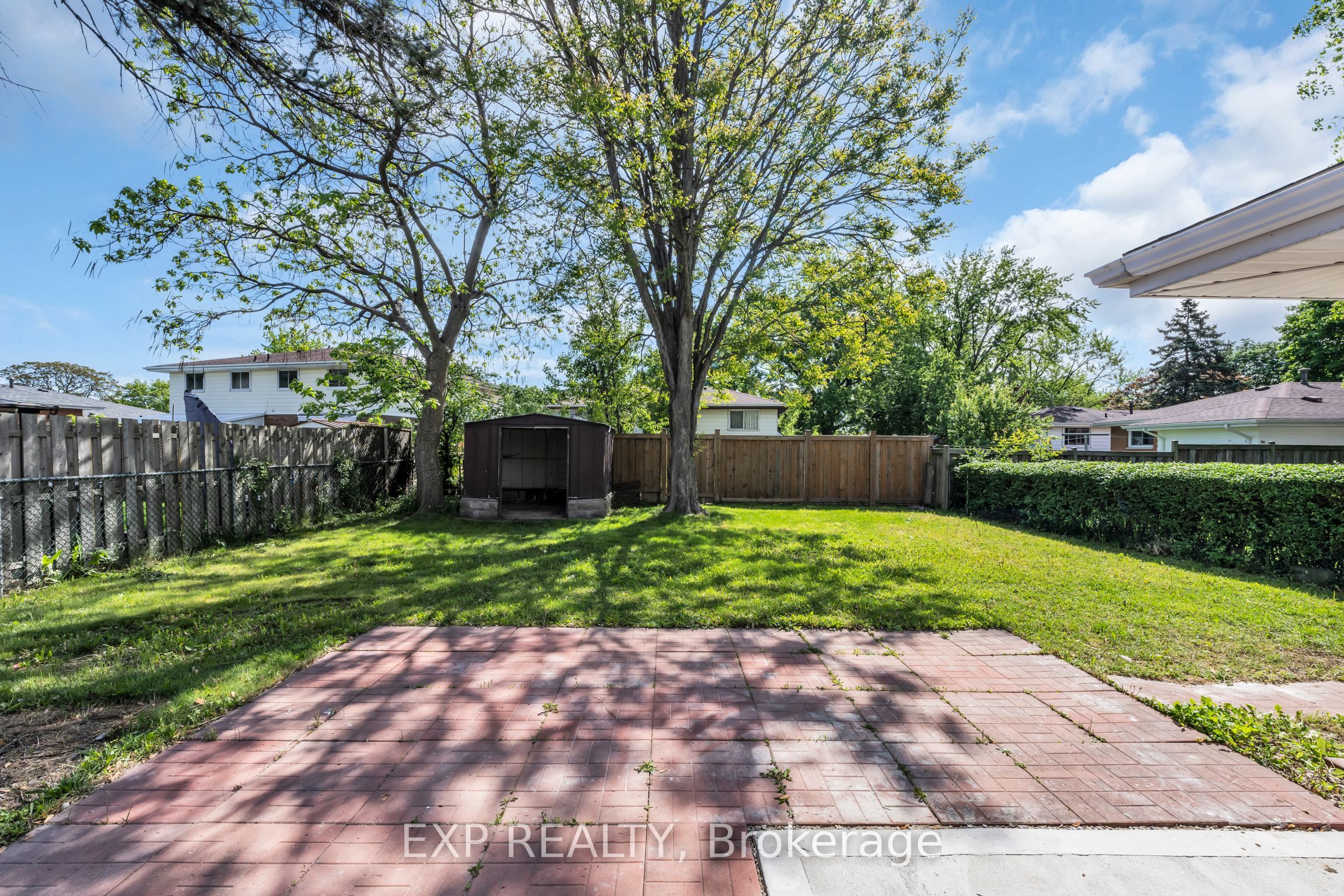 2780 Forest Glade Drive Property Photo 8