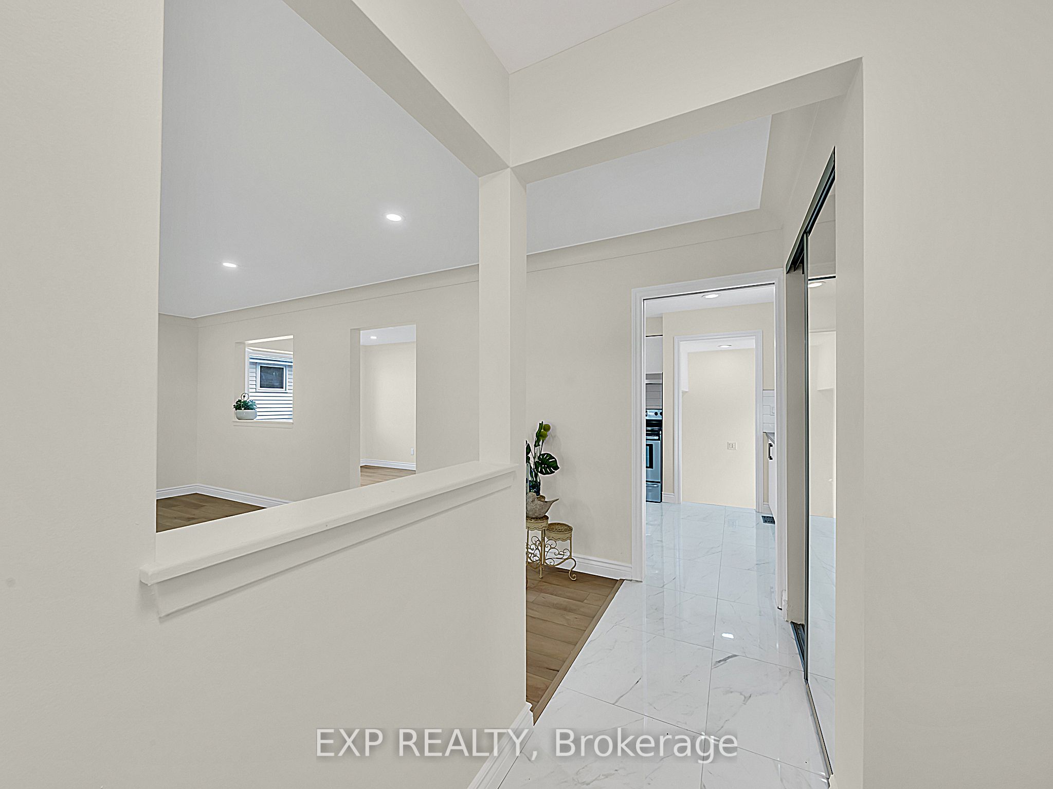 2780 Forest Glade Drive Property Photo 10