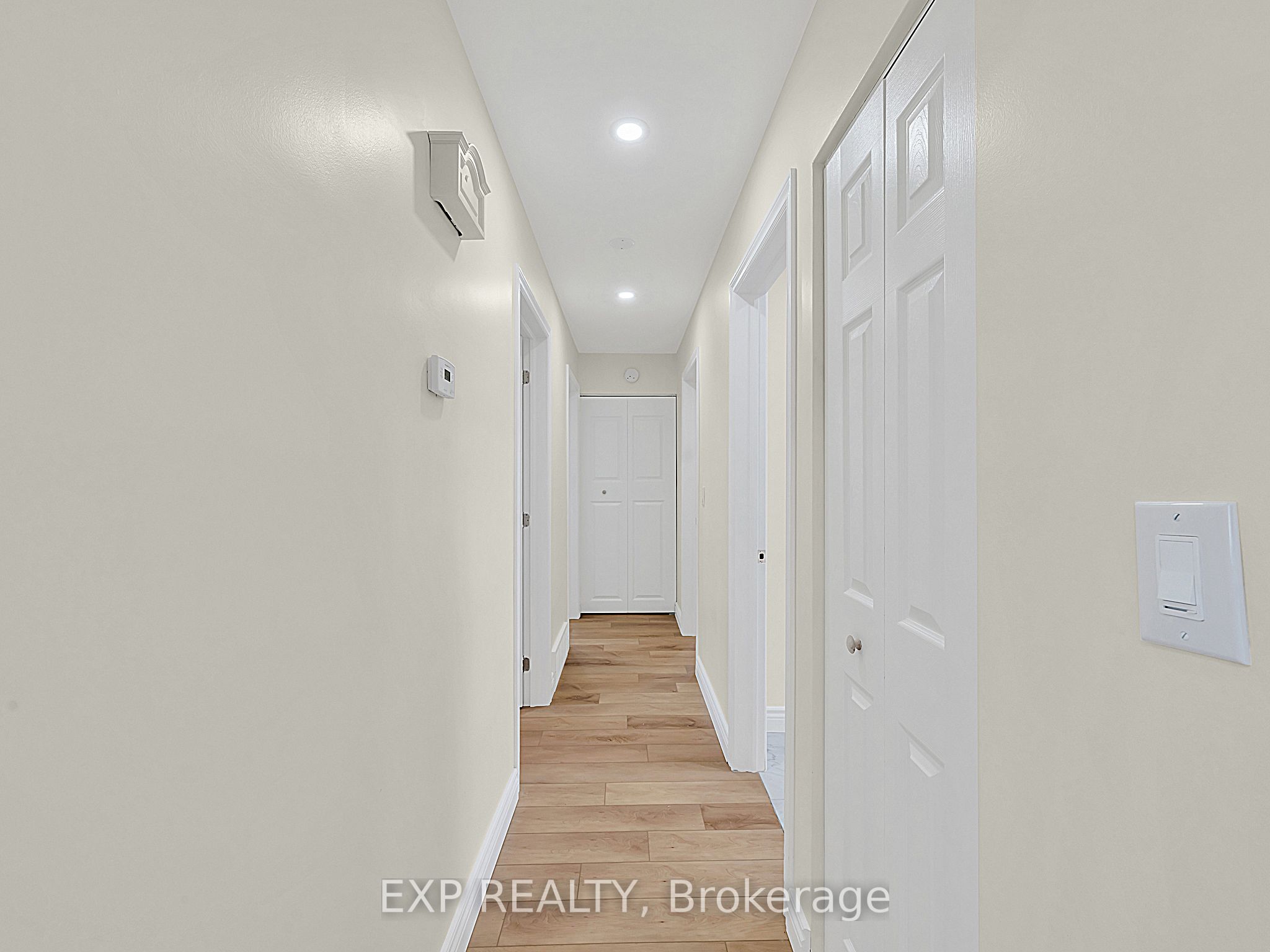 2780 Forest Glade Drive Property Photo 17
