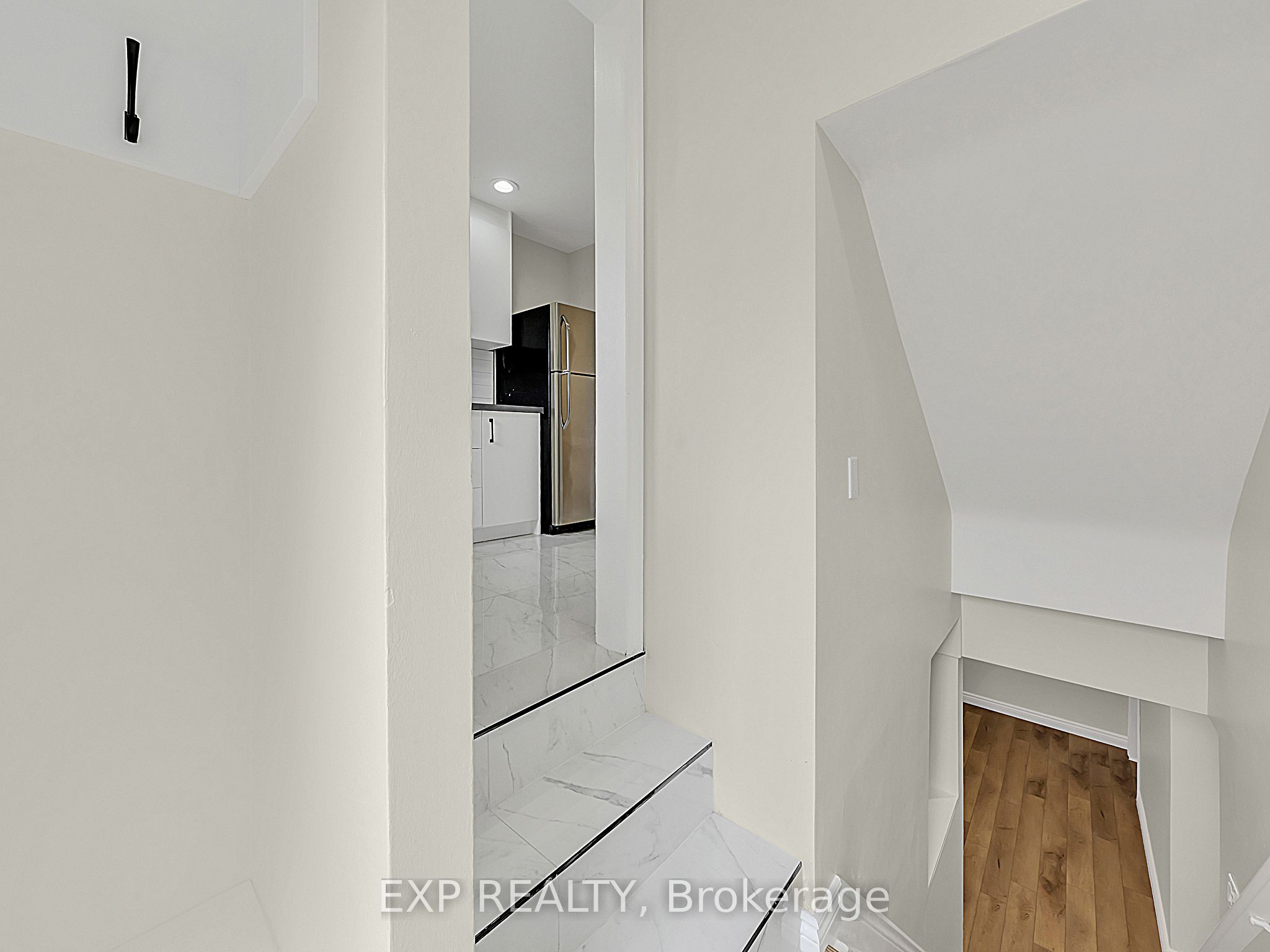 2780 Forest Glade Drive Property Photo 25