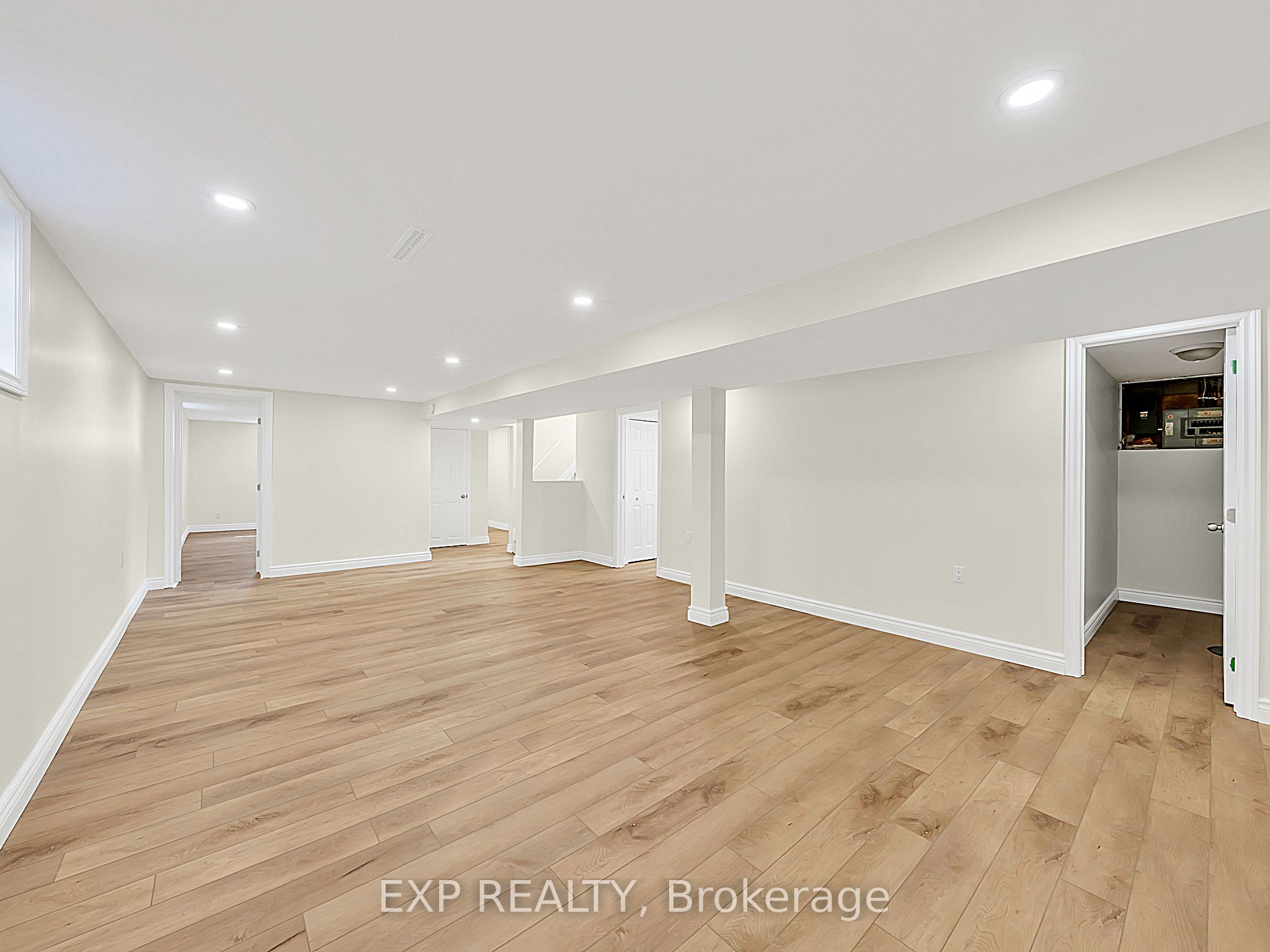 2780 Forest Glade Drive Property Photo 28