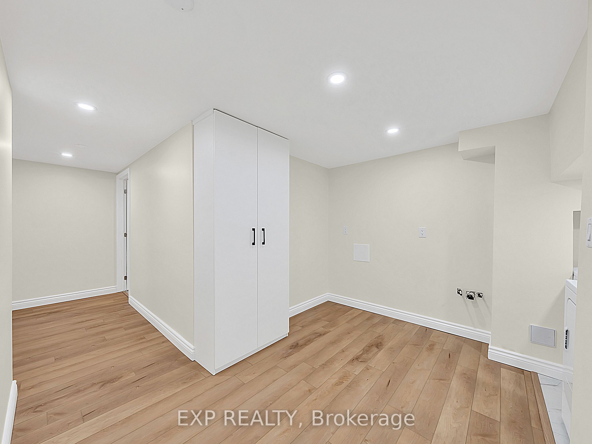 2780 Forest Glade Drive Property Photo 35