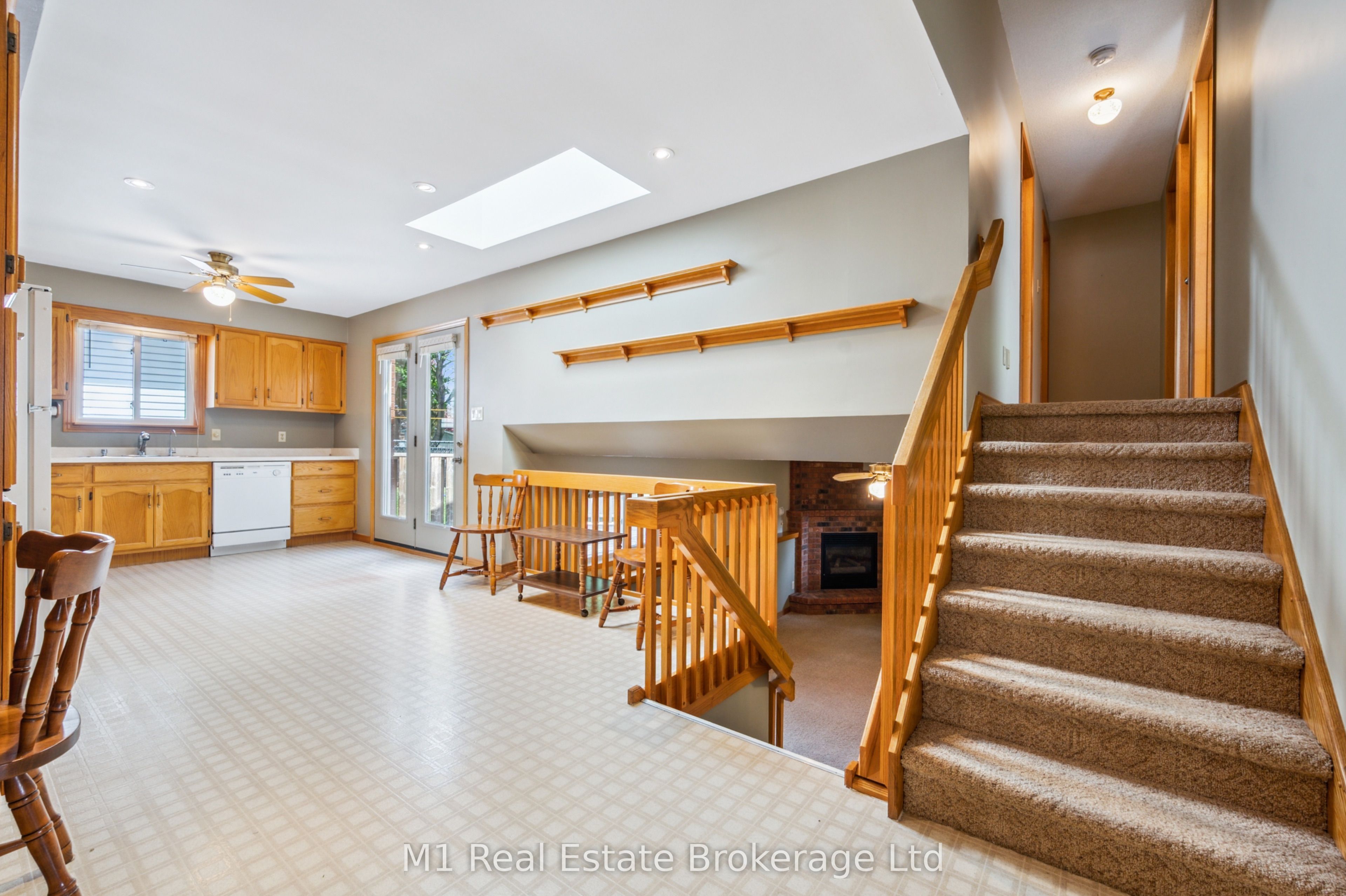 82 Crane Drive Property Photo 13