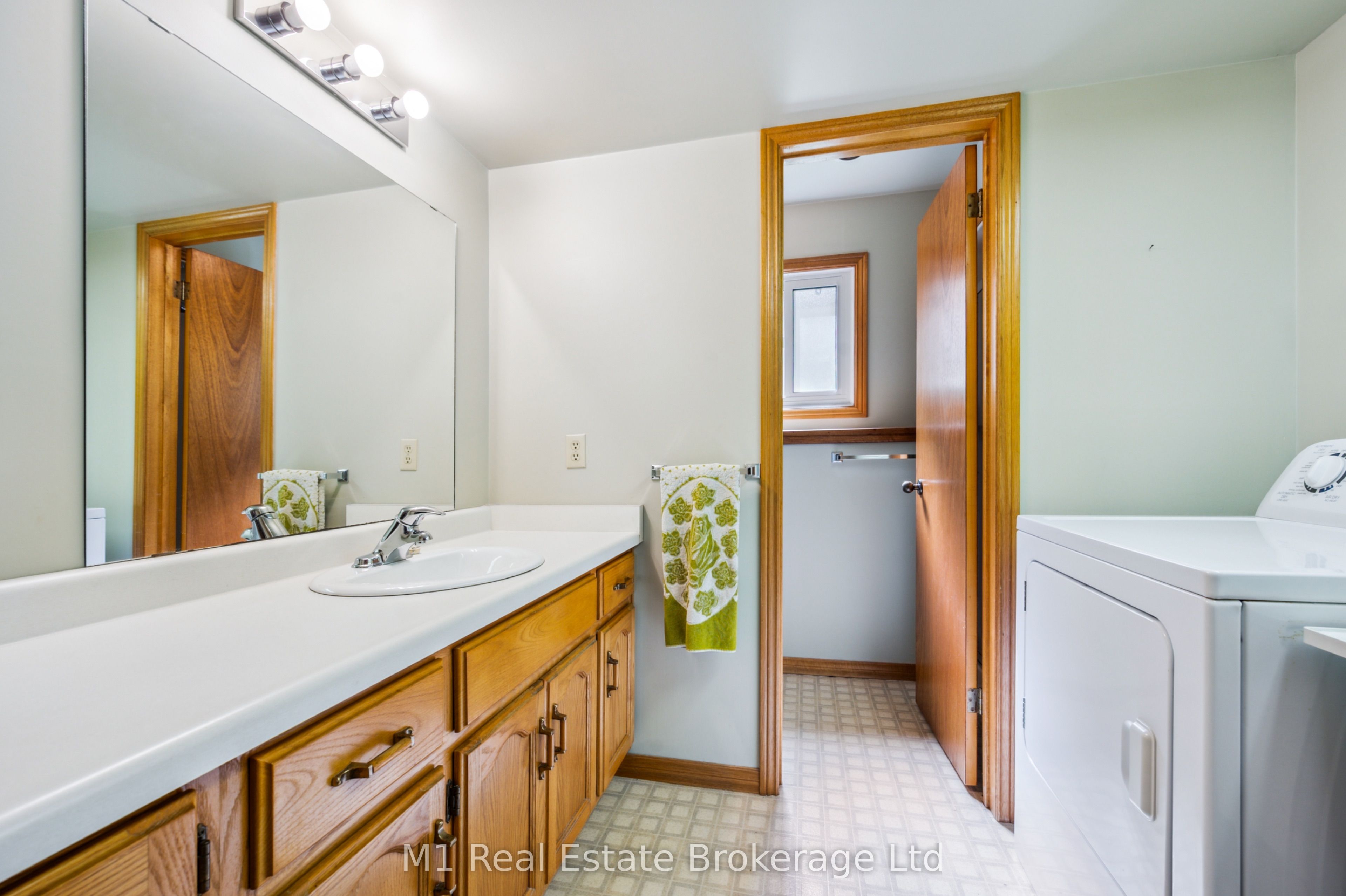 82 Crane Drive Property Photo 24