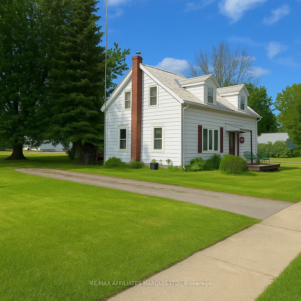 37 Main Street Property Photo 2