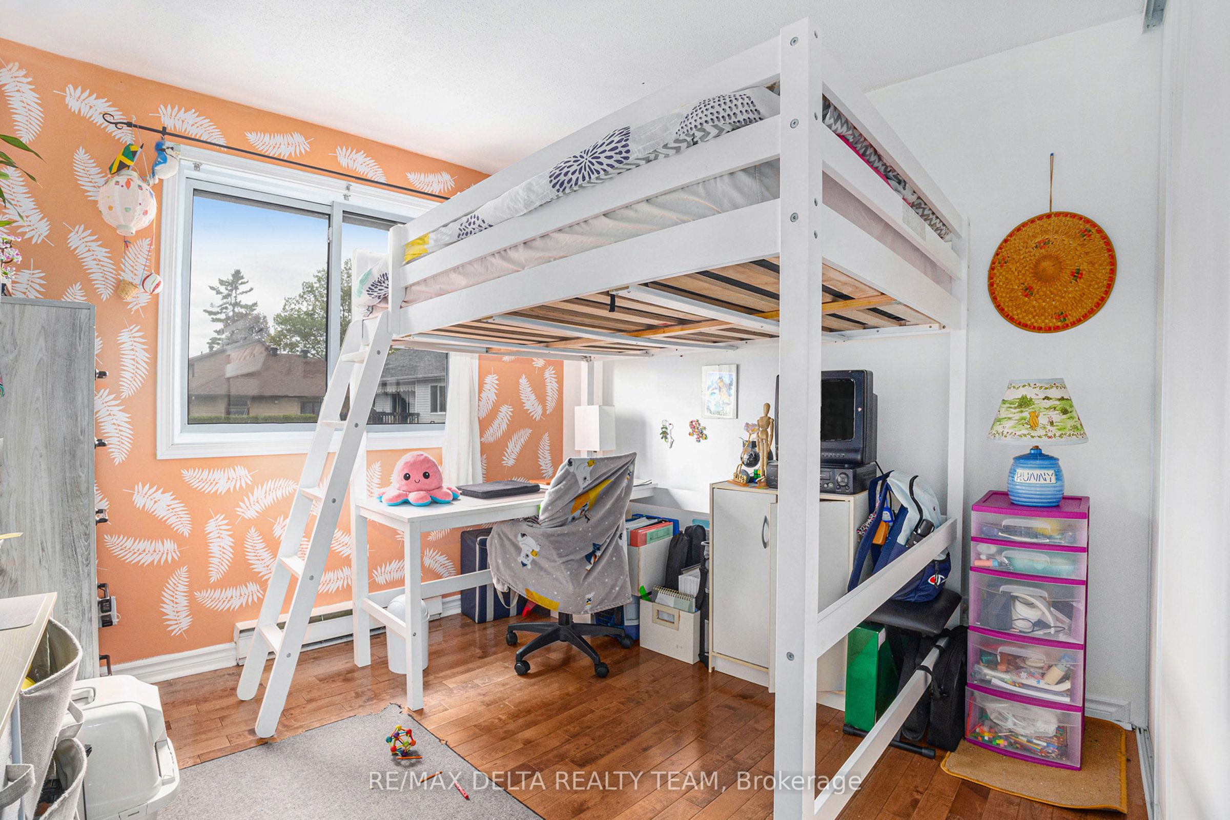 2062 Riviera Terrace Property Photo 12