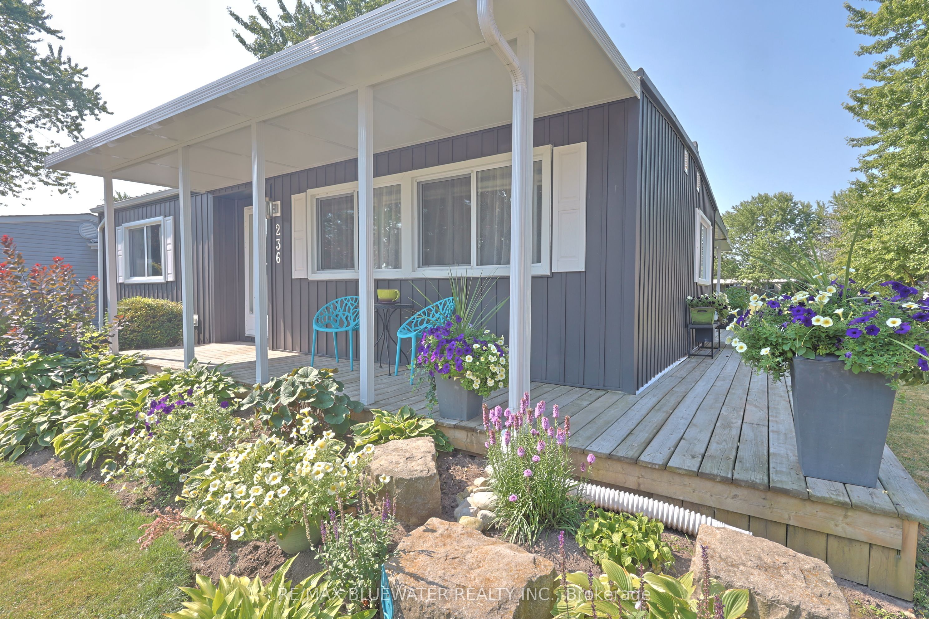236 Pebble Beach Parkway Property Photo 8