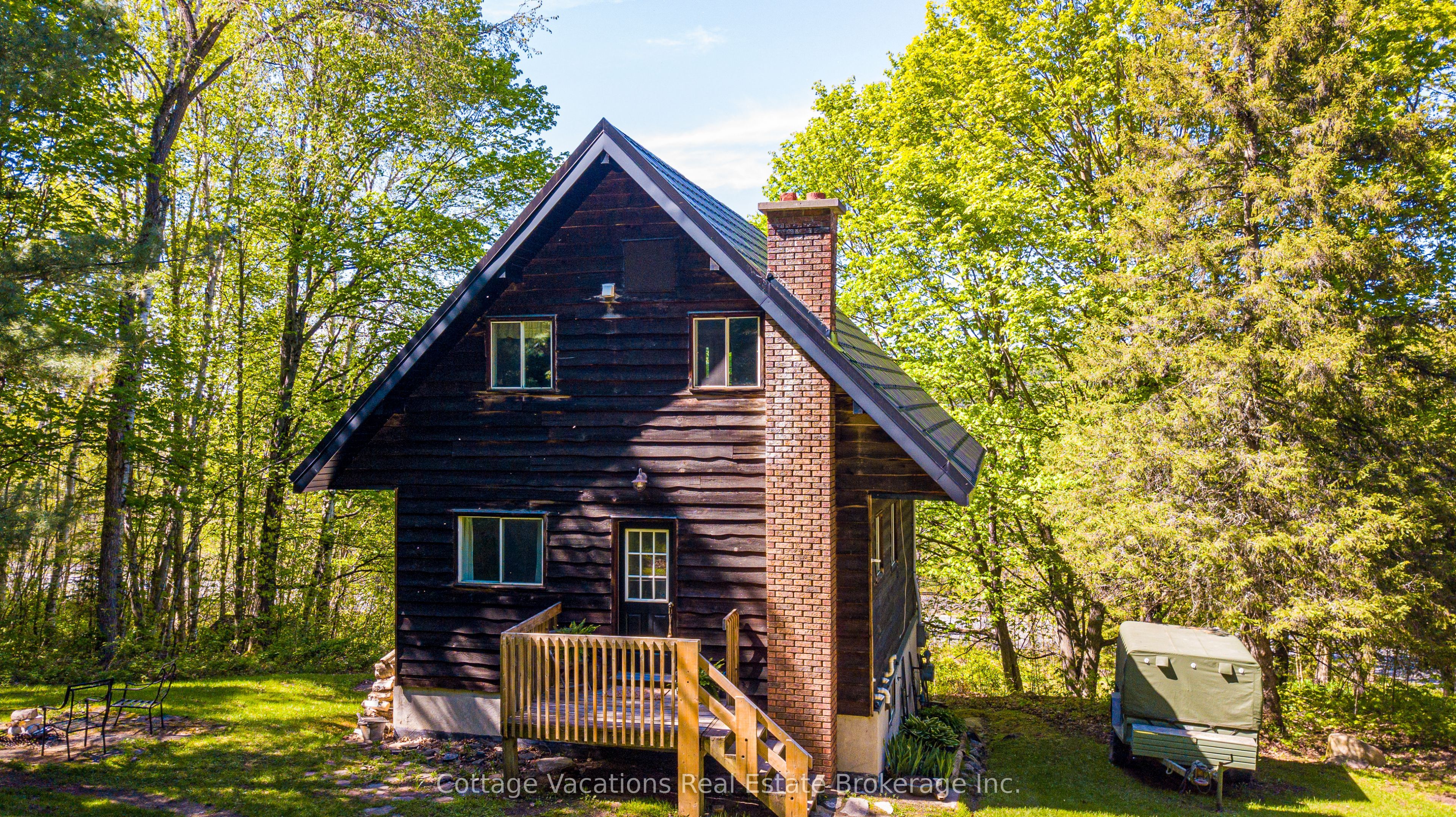 527 Aspdin Road Property Photo 14