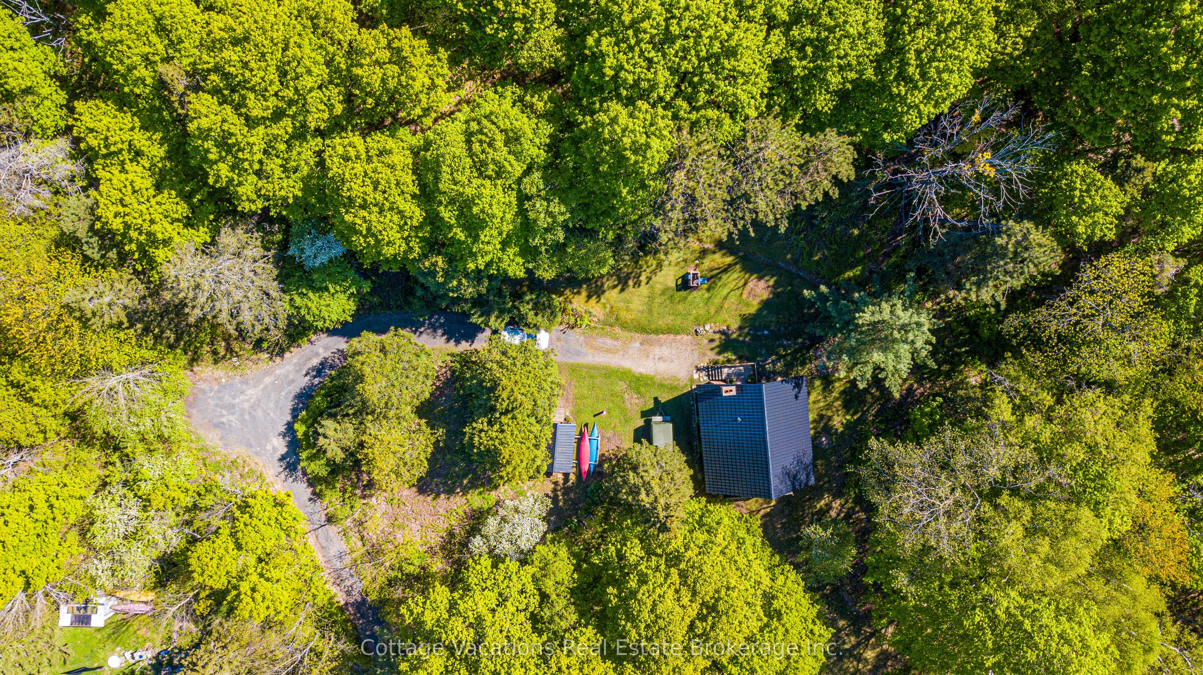 527 Aspdin Road Property Photo 16