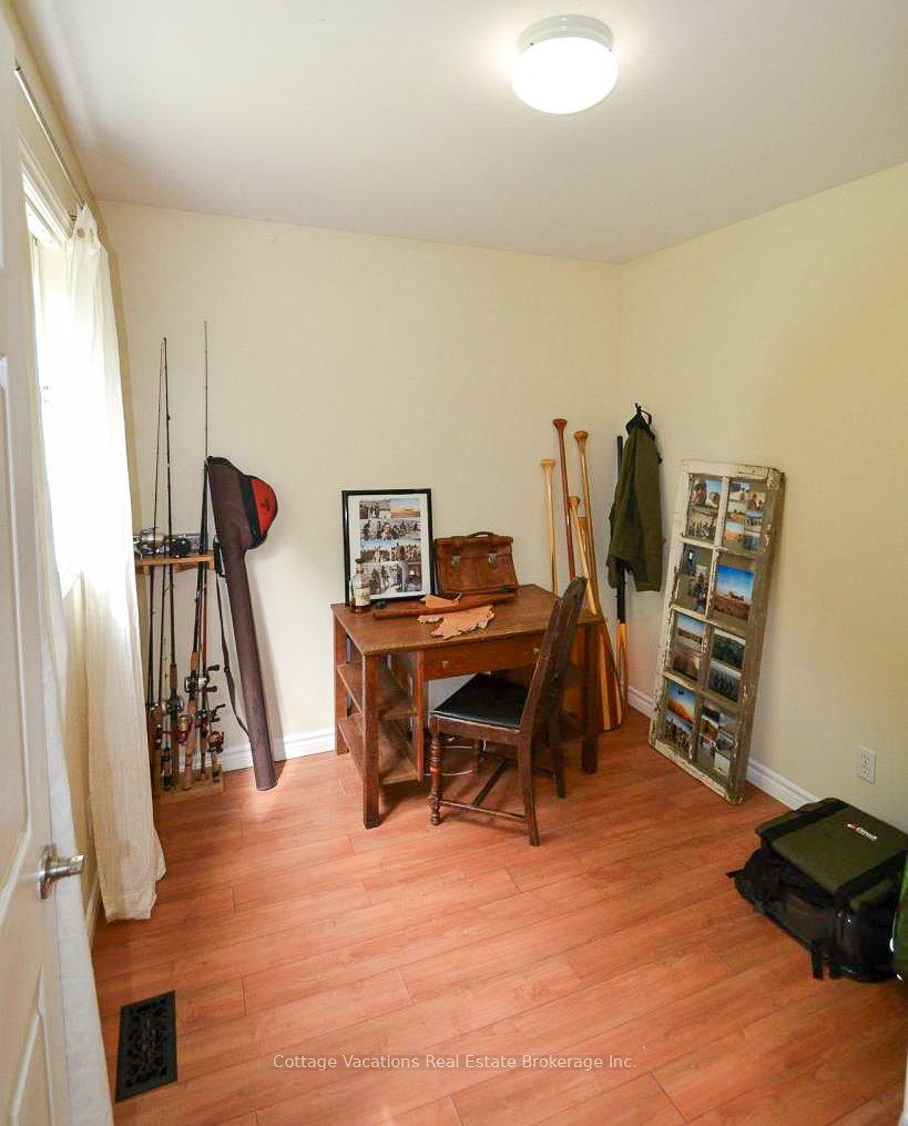 527 Aspdin Road Property Photo 25