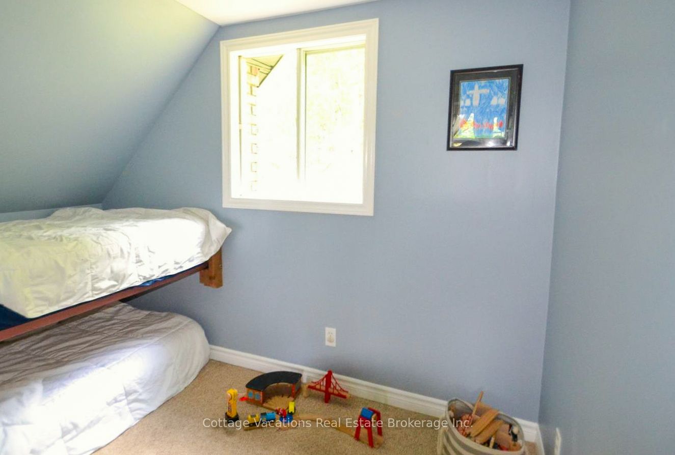 527 Aspdin Road Property Photo 29