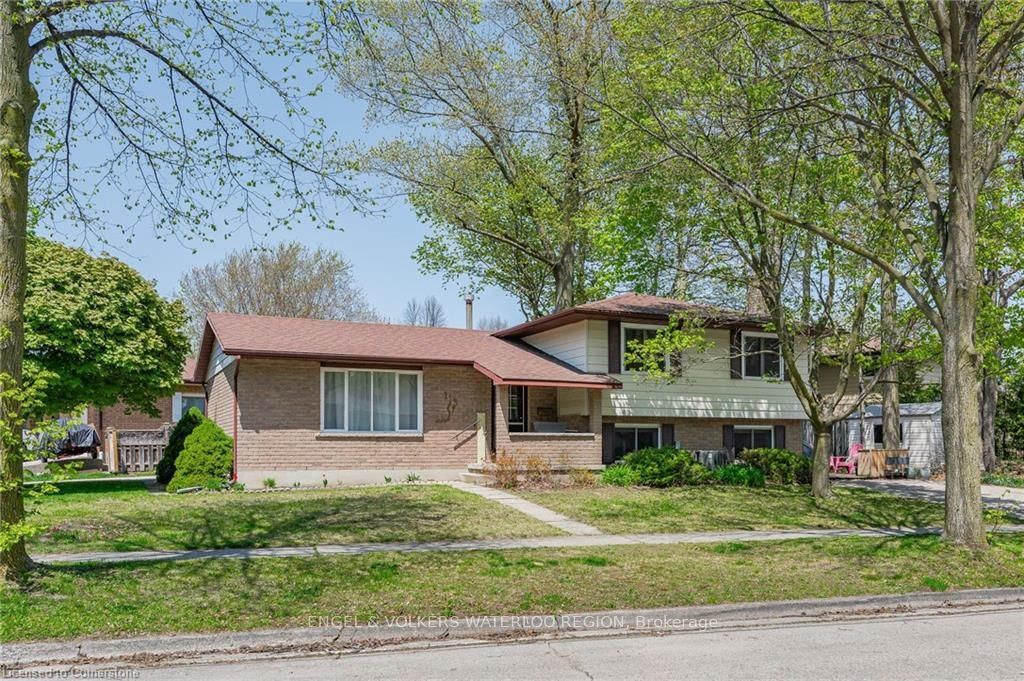 113 Martinglen Crescent Property Photo 1