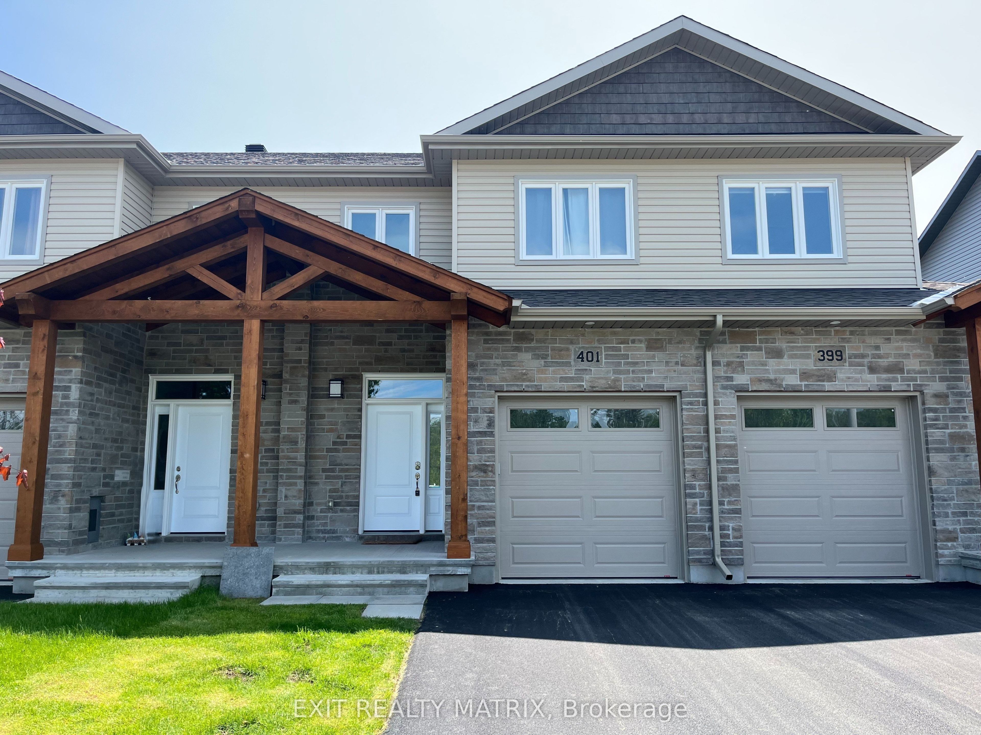 401 Voyageur Place Property Photo 1