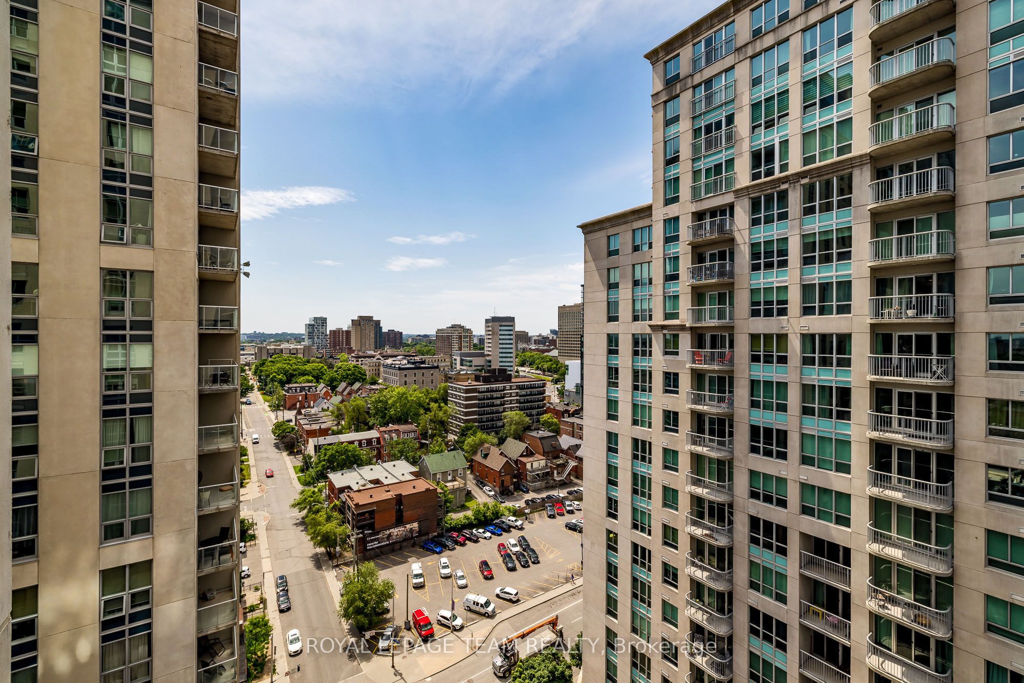 242 Rideau Street 1809 Property Photo 32