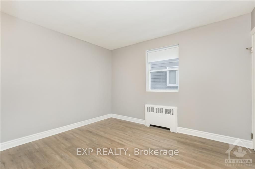 214 Carillon Street Property Photo 12
