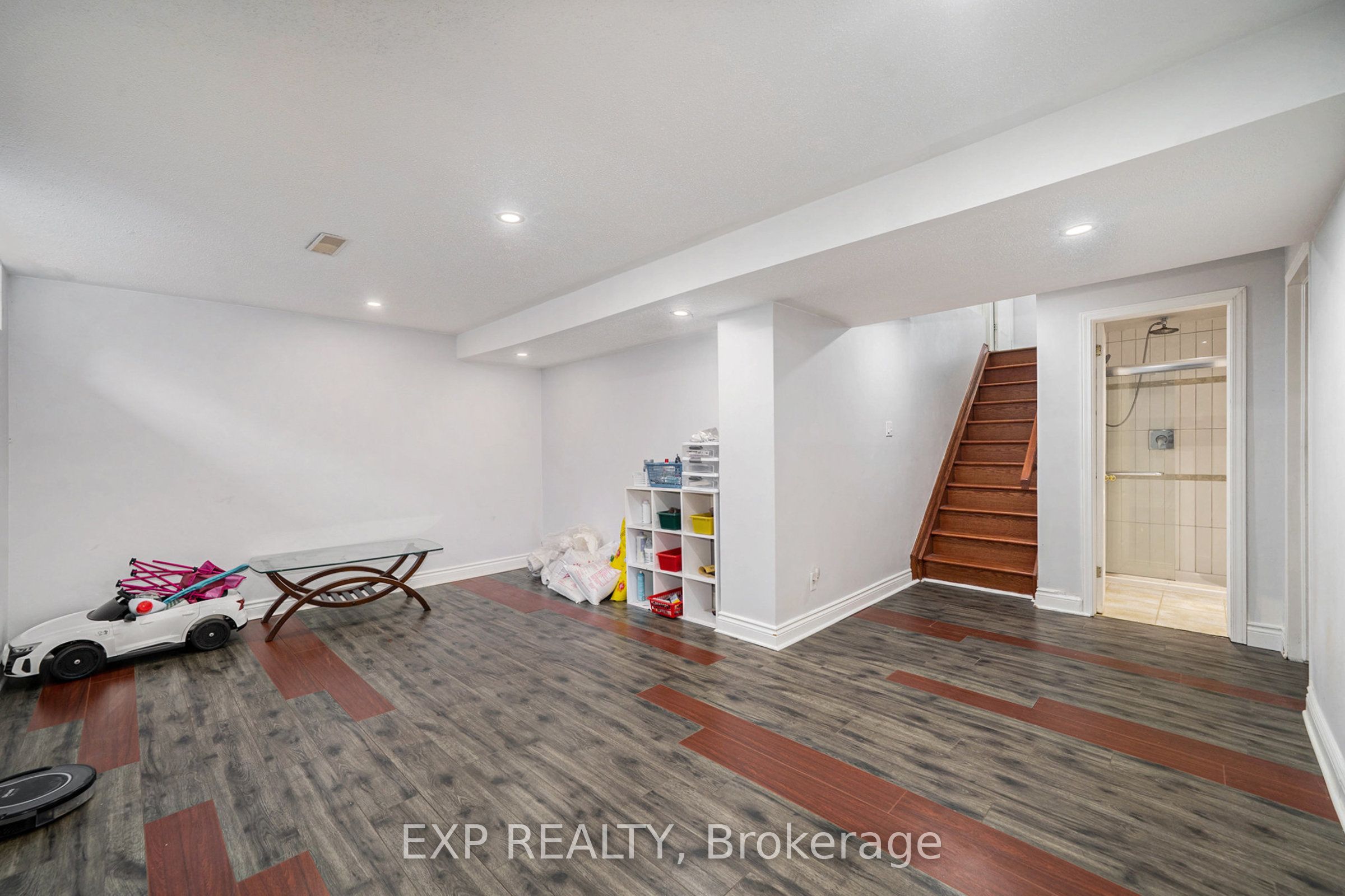 340 Stoneway Drive Property Photo 22