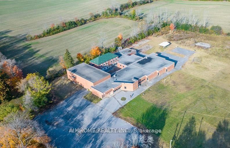 211 County Rd 28 Property Photo 1