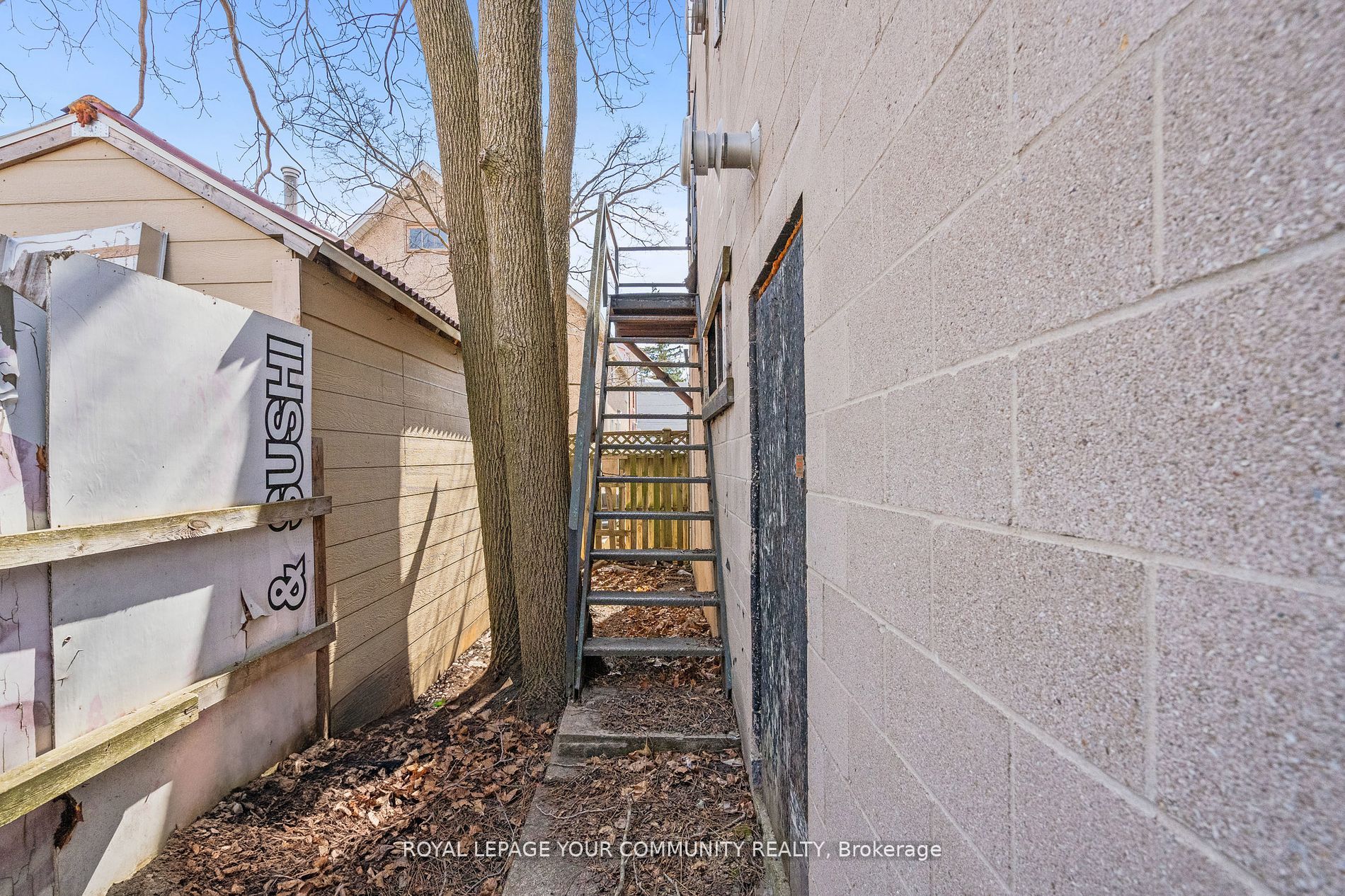 226 King St Property Photo 20