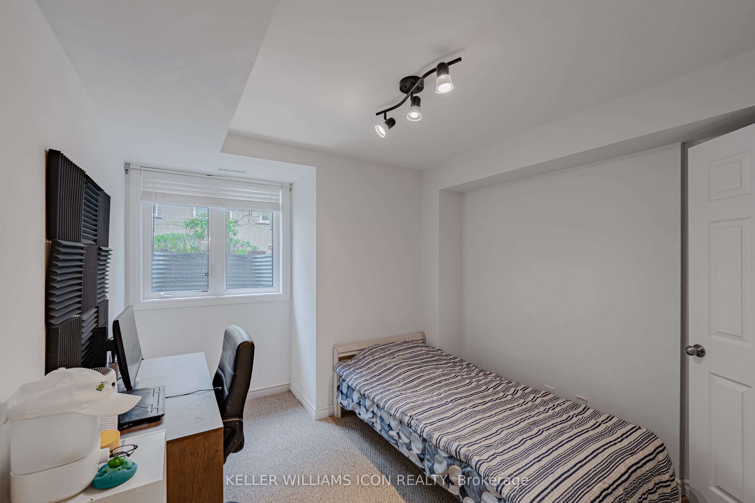 #d - 306 Everest Private Property Photo 16