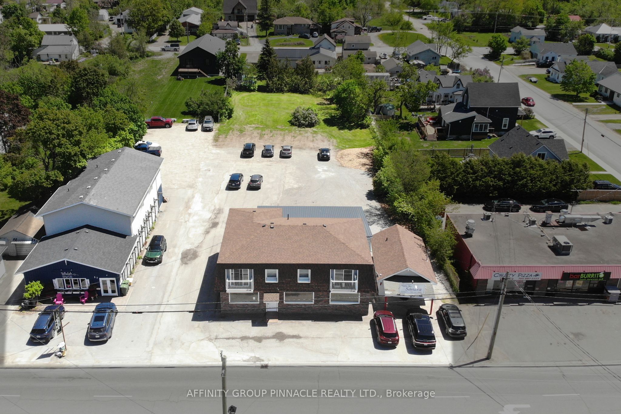 65 Lindsay Street Property Photo 2
