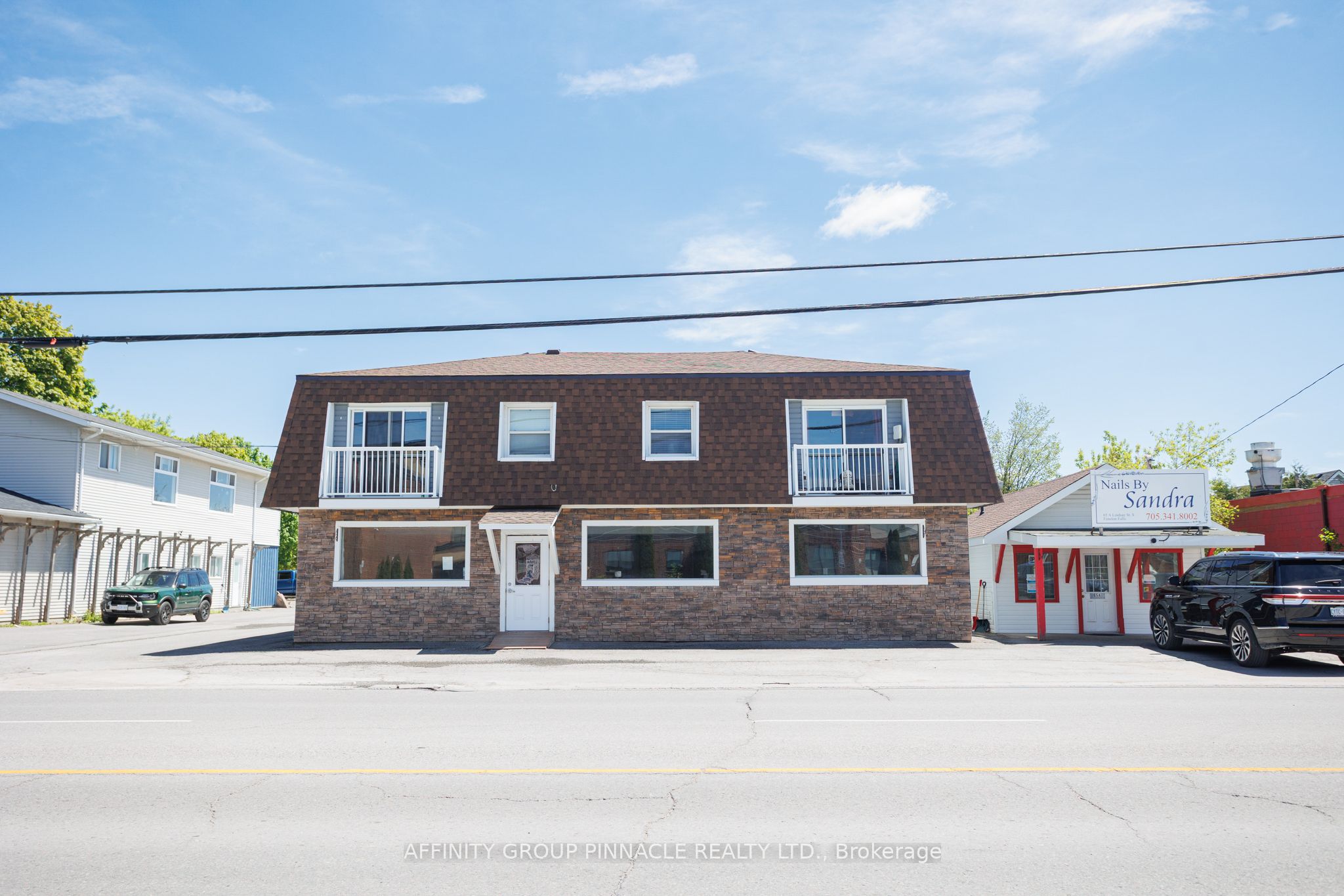 65 Lindsay Street Property Photo 3