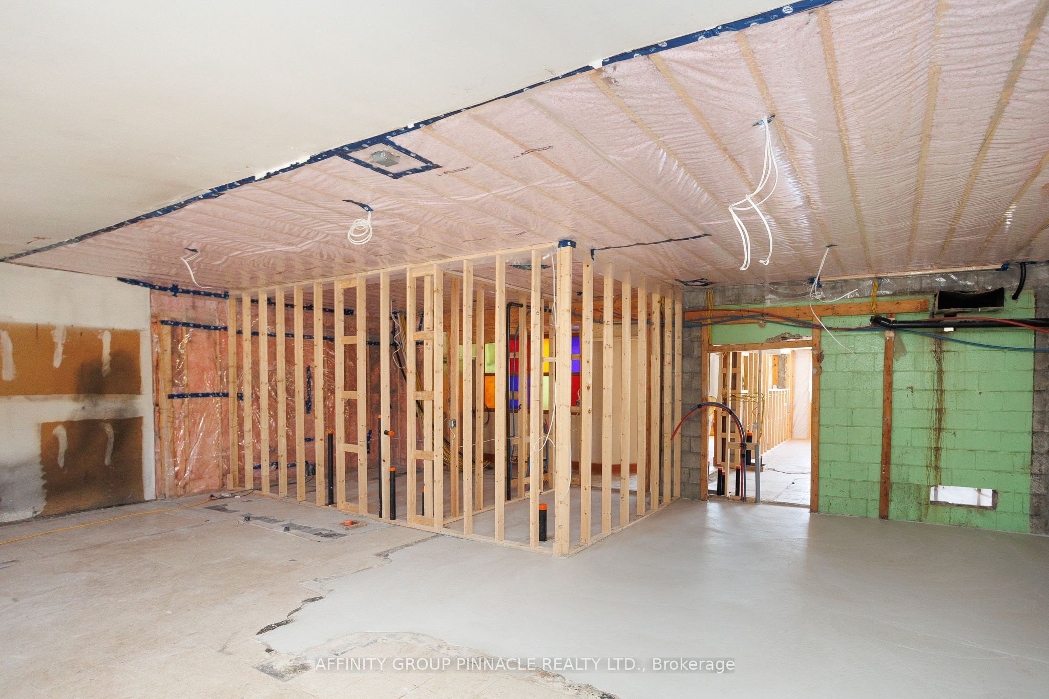 65 Lindsay Street Property Photo 15
