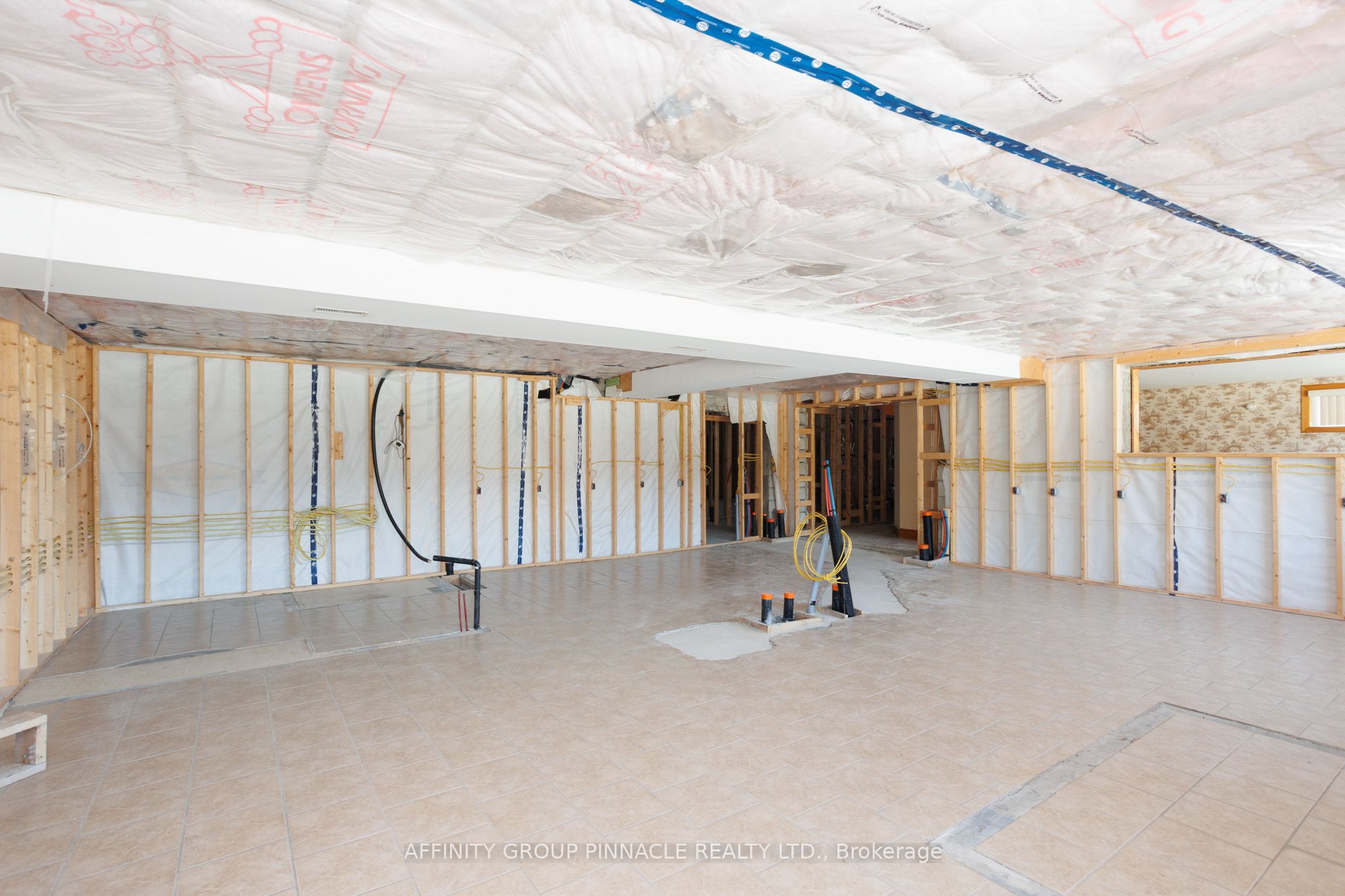 65 Lindsay Street Property Photo 17