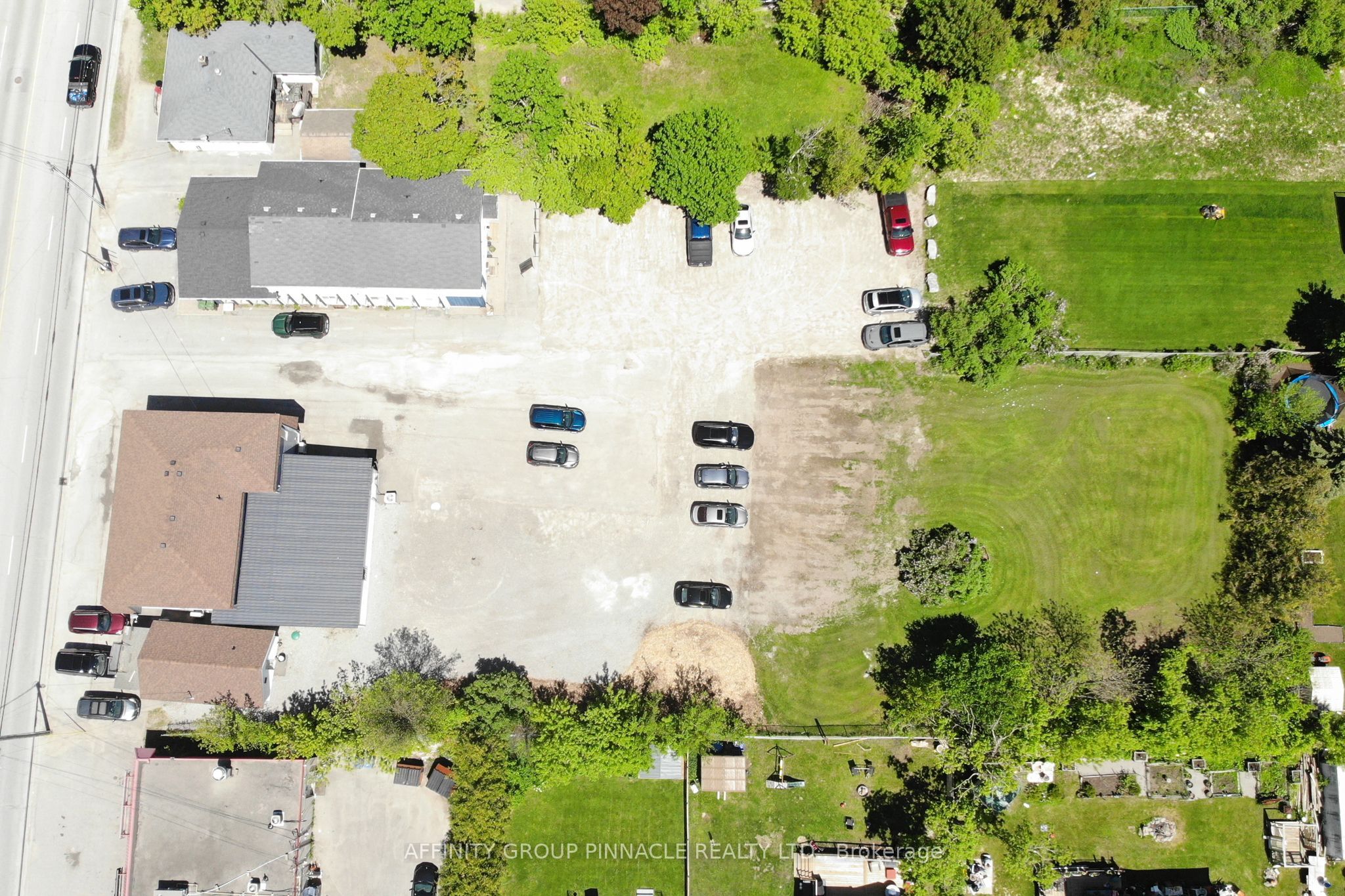 65 Lindsay Street Property Photo 29
