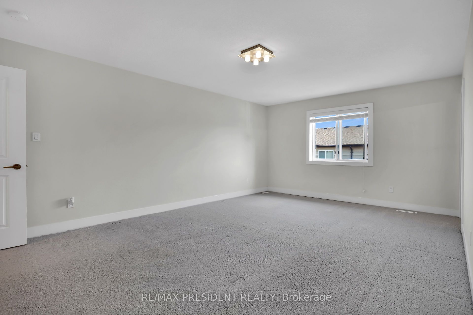 2621 Holbrook Drive 18 Property Photo 15